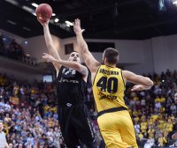 Basketball 1. Bundesliga 15/16 Hauptrunde: Walter Tigers Tuebingen - MHP Riesen Ludwigsburg