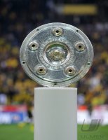 Fussball 1. Bundesliga : DIE MEISTERSCHALE
