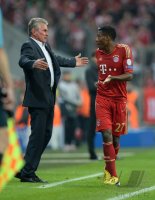 FUSSBALL INTERNATIONAL CHL HALBFINALE 12/13: FC Bayern Muenchen - FC Barcelona