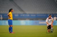 FUSSBALL  Olympia 2008   Halbfinale  Frauen   Brasilien - Deutschland