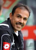 FUSSBALL 1. BUNDESLIGA: Moenchengladbach, LUHUKAY
