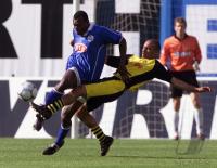Zweikampf: Hansa Rsotock - Borussia Dortmund