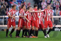 Fussball 1. Bundesliga : JUBEL nach dem TOR zum 1:0 mit  Andreas Ottl,  Miroslav Klose, Philipp Lahm,  Franck Ribery,  Bastian Schweinsteiger (v. li., FC Bayern Muenchen)