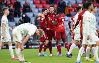 Fussball 1. Bundesliga Saison 21/22: FC Bayern Muenchen - SpVgg Greuther Fuerth