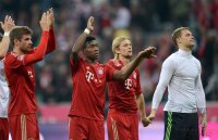 Fussball 1. Bundesliga, Saison 2012/2013:  Thomas Mueller, David Alaba, Anatoliy Tymoshchuk , Anatoli Timoschtschuk und Torwart Manuel Neuer (v. li., FC Bayern Muenchen)