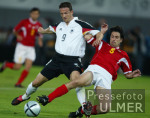 Fussball: Deutschland - Malta, Zweikampf