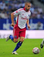 Fussball 1. Bundesliga  Saison 2010/2011: Hamburger SV, PETRIC am Ball