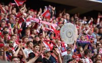 Fussball 1. Bundesliga  Saison 2015/2016: FC Bayern Muenchen - Borussia Moenchengladbach