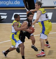 Basketball  1. Bundesliga  10/11  Walter Tigers Tuebingen - Phoenix Hagen