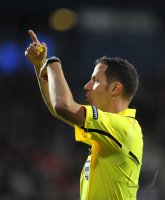 Fussball U21-Europameisterschaft 2011:  Schiri Robert Schoergenhofer (AUT)