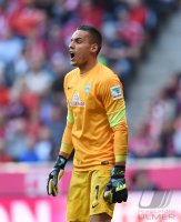 Fussball 1. Bundesliga Saison 14/15: Torwart Raphael Wolf (SV Werder Bremen)