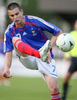 Fussball International: U17: Frankreich, LE TALLEC Einzelaktion