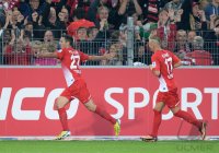 Fussball  1. Bundesliga  13/14: JUBEL Nicolas Hoefler (SC Freiburg)
