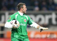 Fussball 1. Bundesliga: Frankfurt, Proell Einzelaktion