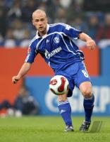 Fussball 1. Bundesliga: Schalke, ERNST Einzelaktion