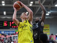 Barmer 2. Basketball Bundesliga  18/19: Tigers Tuebingen - VfL Kirchheim Knights