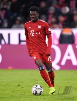 Fussball 1. Bundesliga Saison 18/19: FC Bayern Muenchen - VfB Stuttgart