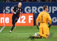 Fussball 1. Bundesliga Saison 14/15: JUBEL Arjen Robben (FC Bayern Muenchen)