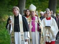 Maiandacht mit Lichterprozession mit Gnadenbild der Schmerzhaften Mutter vom Weggental