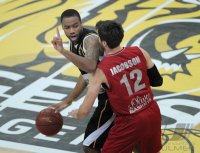 Basketball  1. Bundesliga  11/12  Walter Tigers Tuebingen -s.Oliver Baskets Wuerzburg