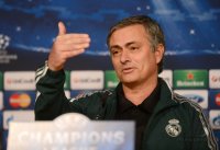 FUSSBALL INTERNATIONAL  CHL ACHTELFINALE 12/13: Trainer Jose Mourinho (Real Madrid)