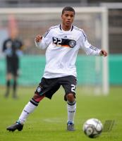 FUSSBALL, INTERNATIONAL: Deutschland U18, KACHUNGA Einzelaktion