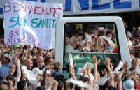 Papst Benedikt XVI besucht Mailand