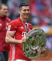 Fussball 1. Bundesliga Saison 15/16: Der FC Bayern feiert seine 26. Deutsche Meisterschaft