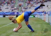 Fussball Frauen FIFA U 20  WM  2008    Salto - Einwurf LEAH (BRA)