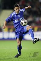 Fussball 1. Bundesliga: Berlin, FATHI Einzelaktion am Ball