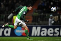 Fussball, Champions League, Saison 2010/2011: Bremen, ALMEIDA Einzelaktion