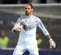 FUSSBALL 1. Bundesliga 2014/2015:  Torwart Tom Starke (FC Bayern Muenchen)