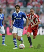 Fussball 1. Bundesliga 10/11:  Raul (FC Schalke 04)