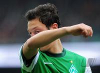 FUSSBALL, 1. BUNDESLIGA, 34. Spieltag: Bremen, OEZIL