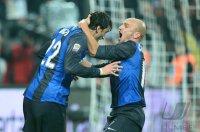 FUSSBALL SERIE A:  Jubel Diego Milito und Esteban Cambiasso (v. li., Inter Mailand)