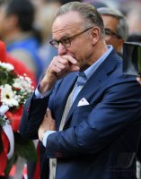 Fussball 1. Bundesliga Saison 2016/2017: FC Bayern Muenchen - Borussia Dortmund