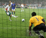 Fussball INTERNATIONAL  EURO 2004  Italien - Bulgarien im Stadion D. Afonso Henriques in Guimaraes 22.06.2004