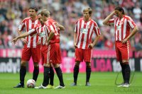 Fussball 1. Bundesliga : Mark van Bommel, Franck Ribery, Toni Kroos (v. li., FC Bayern Muenchen)