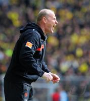 FUSSBALL, 1. BUNDESLIGA, 29. Spieltag: Dortmund - Bremen