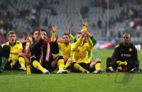 Fussball 1. Bundesliga : JUBEL Sven Bender, Lucas Barrios, Antonio da Silva, Lukasz Piszczek, Felipe Santana  (v. li., Borussia Dortmund)