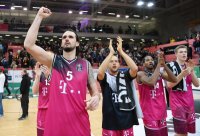 Basketball 1. Bundesliga 15/16 Hauptrunde: Walter Tigers Tuebingen - Telekom Baskets Bonn