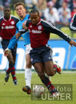 Fussball 1. Bundesliga: Bayern - Leverkusen, Zweikampf