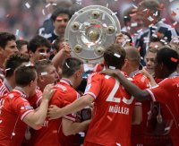 Fussball 1. Bundesliga  Saison  2012/2013:  Deutscher Meister 12/13 FC Bayern Muenchen