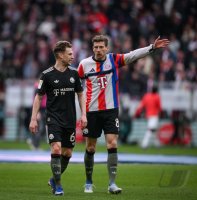 Fussball 1. Bundesliga  Saison  2025/2026  28. Spieltag SC Freiburg - FC Bayern Muenchen