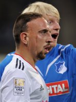 Fussball 1. Bundesliga  Saison 2010/2011  Ribery (FC Bayern Muenchen) und  Beck (TSG 1899 Hoffenheim)