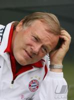 FUSSBALL Regionalliga Sued   SSV RT - FC Bayer II