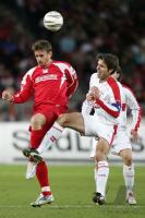 Fussball 1. Bundesliga: VfB Stuttgart - FSV Mainz 05, Zweikampf