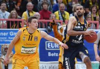 Basketball 1. Bundesliga 14/15 Hauptrunde:  Walter Tigers Tuebingen - Alba Berlin
