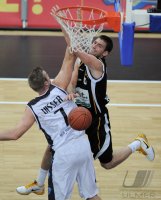 Basketball  1. Bundesliga  10/11   Walter Tigers Tuebingen - New Yorker Phantoms Braunschweig