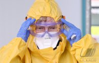 Corona Teststelle Tuebingen: Corona-Drive-In auf dem Tuebinger Festplatz